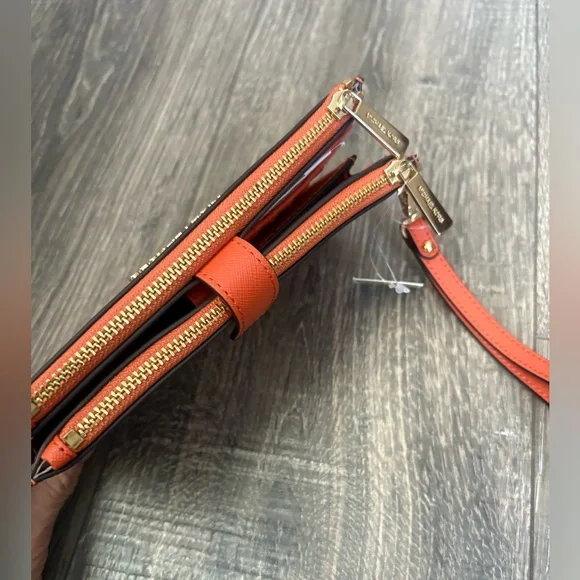 Michael Kors double zip wristlet /wallet jet set travel in tangerine NWT - Picture 5 of 10